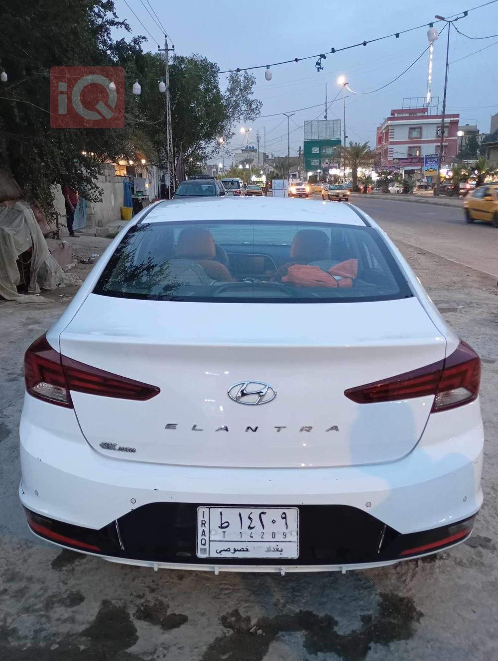 هیوندای ئەلەنترا